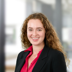 Imogen Carr, Trainee in the Russell-Cooke Solicitors, trusts, wills and estates disputes team. 